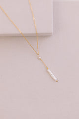 Avantgarde | Halskette mit langem Perlen Anhänger