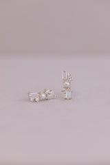 Muse | Modern stud earrings with freshwater pearls and baguette cut crystals