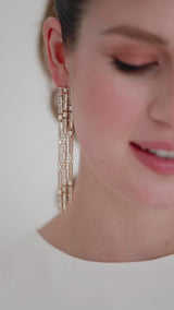Masterpiece | Extravagante extra-lange Kristall-Ohrhänger mit Baguette-Schliff