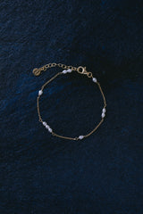 Celine | zartes Braut Armband mit kleinen Perlen