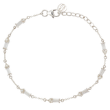 Muse | Zartes Armband mit Süßwasserperlen und Baguette-Schliff Kristallen