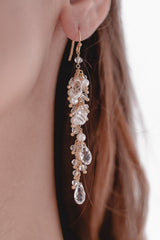 Enchantment | Lange Ohrringe mit Kristall-Tropfen