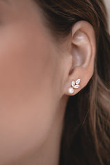 SIMPLY DELIGHTFUL | Kristall-Ohrstecker mit Perle