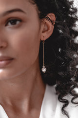 Thinking Of You | Lange Ohrringe mit Perlen