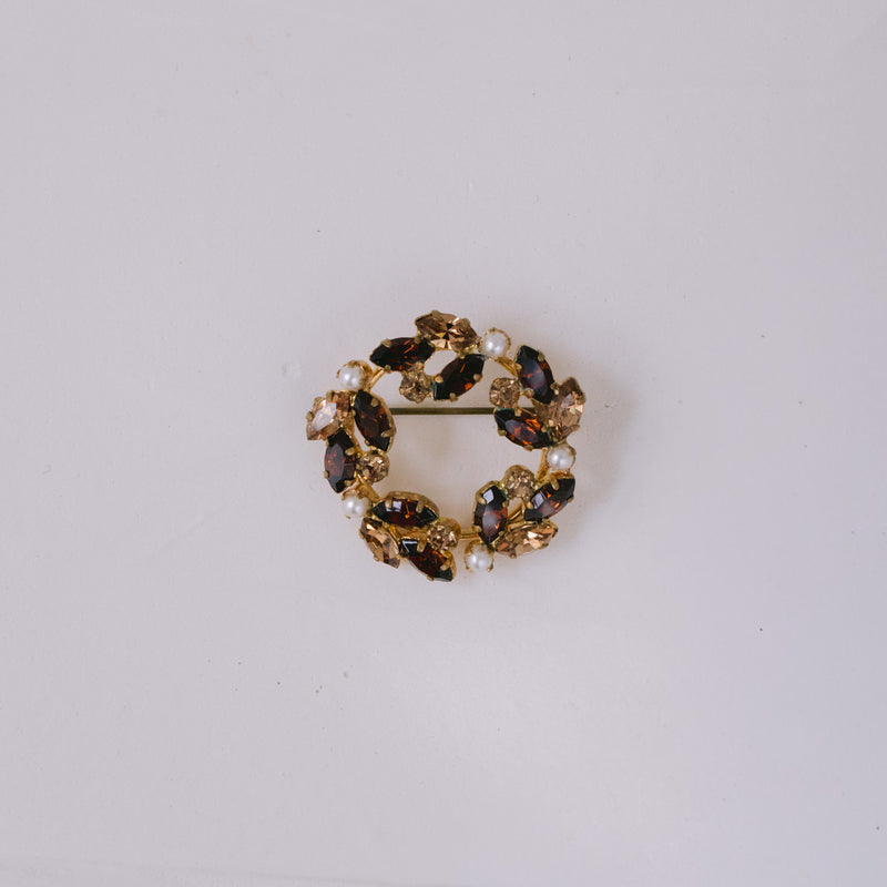 Vintage Brosche vergoldet mit Strass in Gold & Braun und Wachsperlen