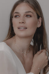 Celine | zarte Braut Halskette mit kleinen Perlen