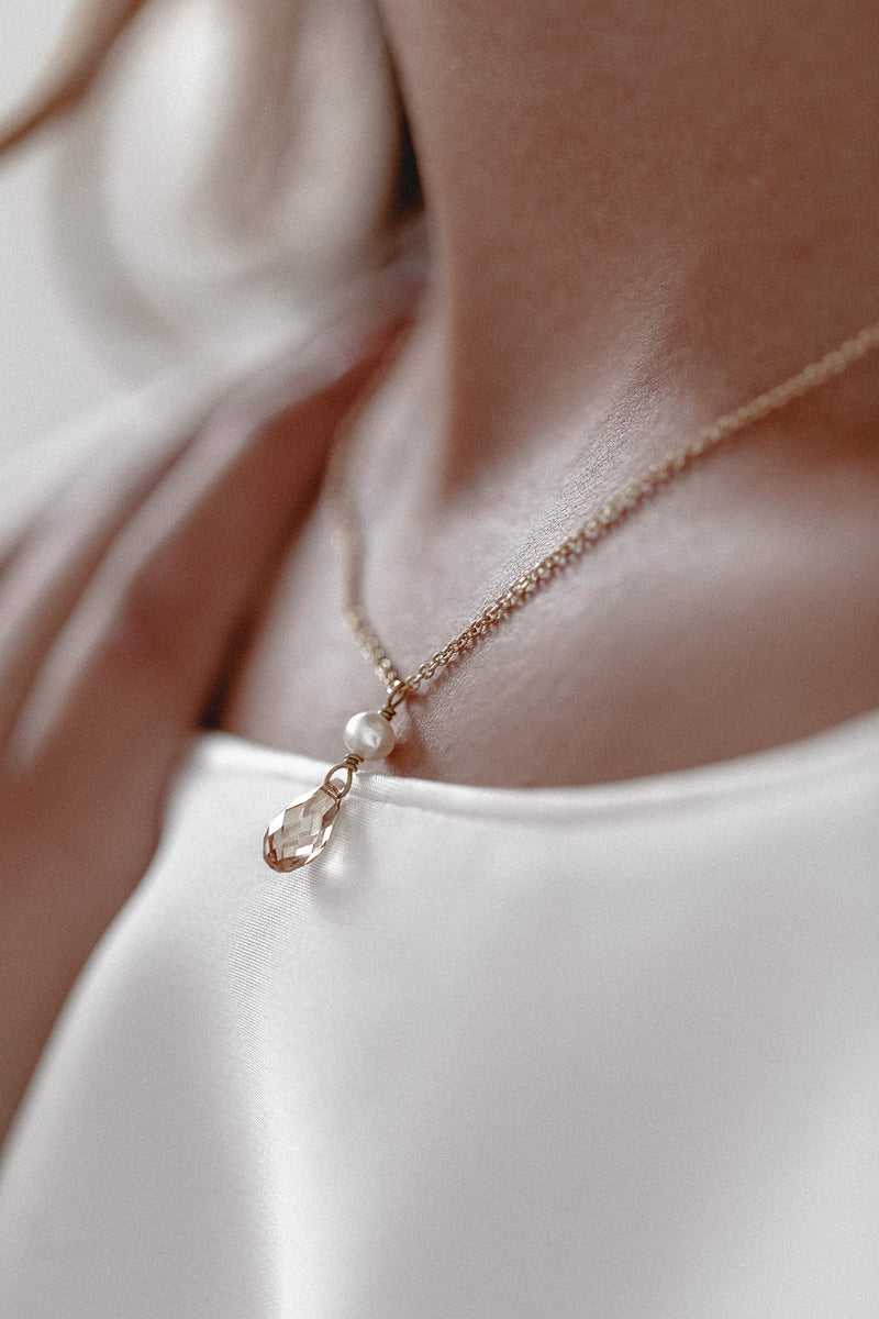 Golden Cupid | Braut Halskette mit Kristalltropfen