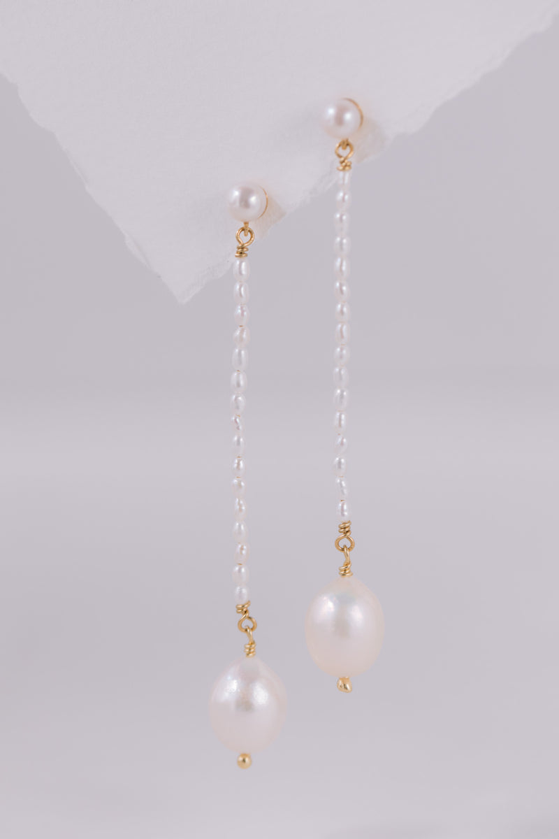 Lifeline | Lange Moderne Perlenohrringe für die Braut